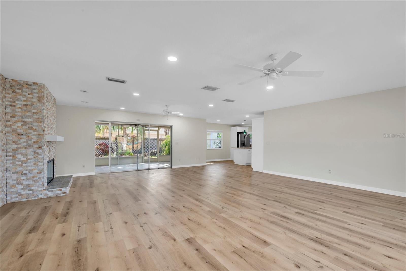 13400 91st Ave Property Photo 9