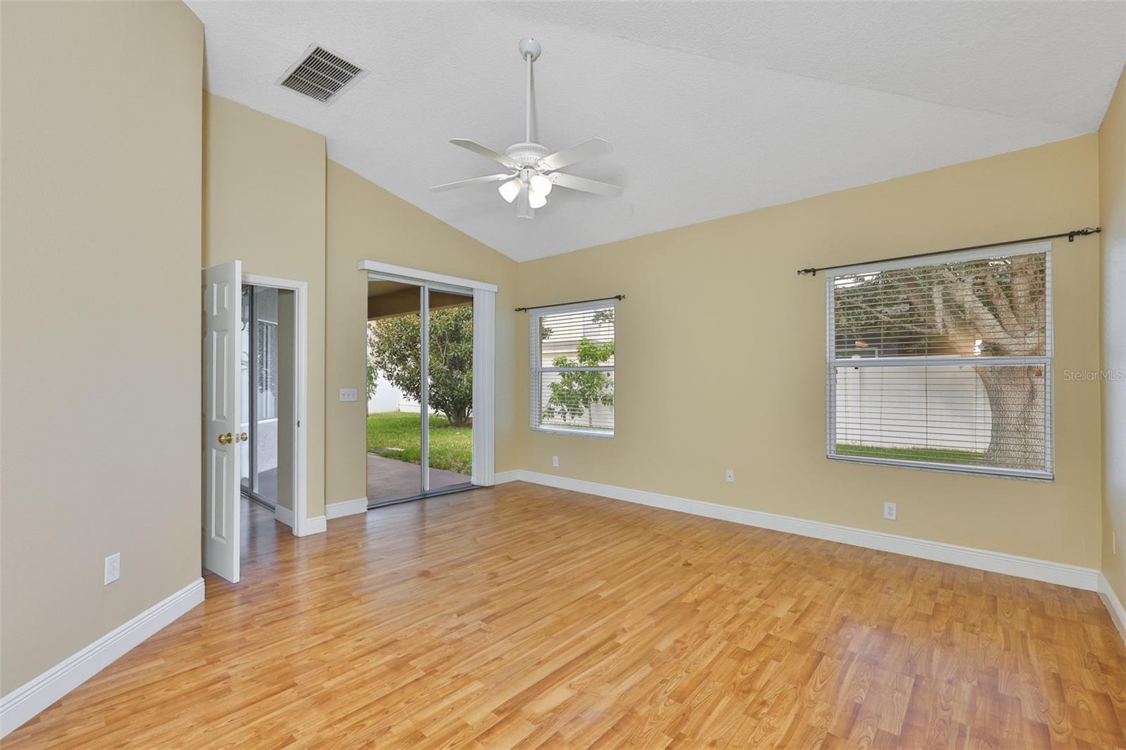 11813 Stonewood Gate Dr Property Photo 21