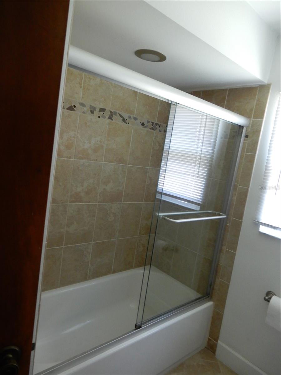 853 2nd Ave S Property Photo 16