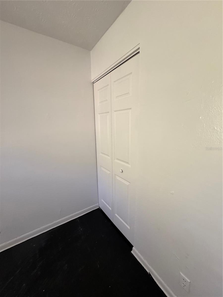 1131 Phelps St Property Photo 11