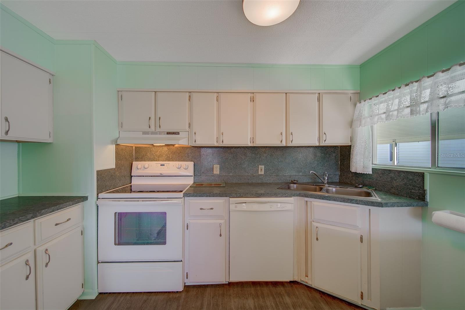 12501 Ulmerton Rd #128 Property Photo 6