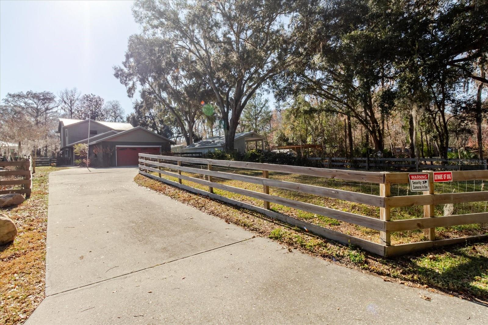 28330 Peterson Camp Rd Property Photo 6