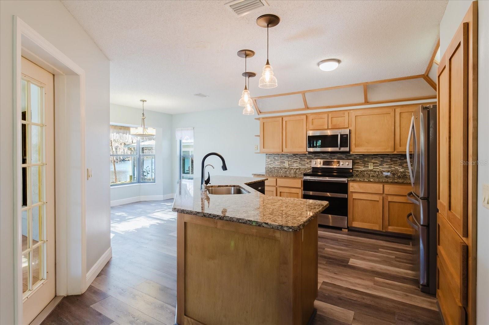 28330 Peterson Camp Rd Property Photo 15