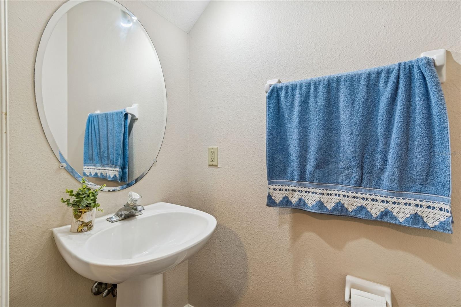 8809 Casablanca Way Property Photo 17