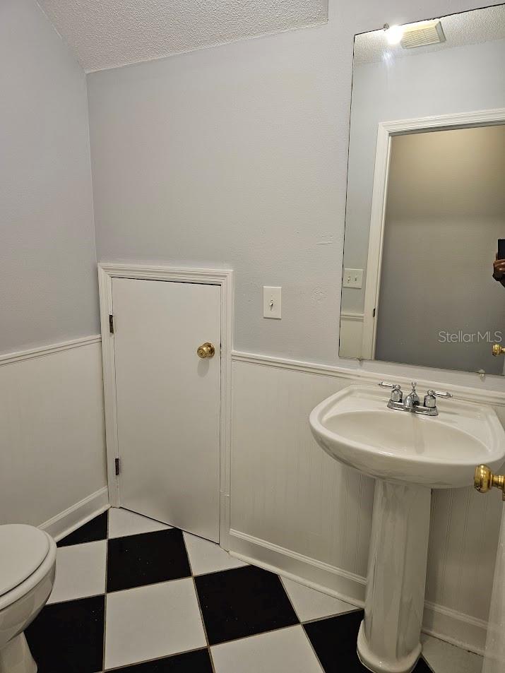 2053 Fluorshire Dr Property Photo 15
