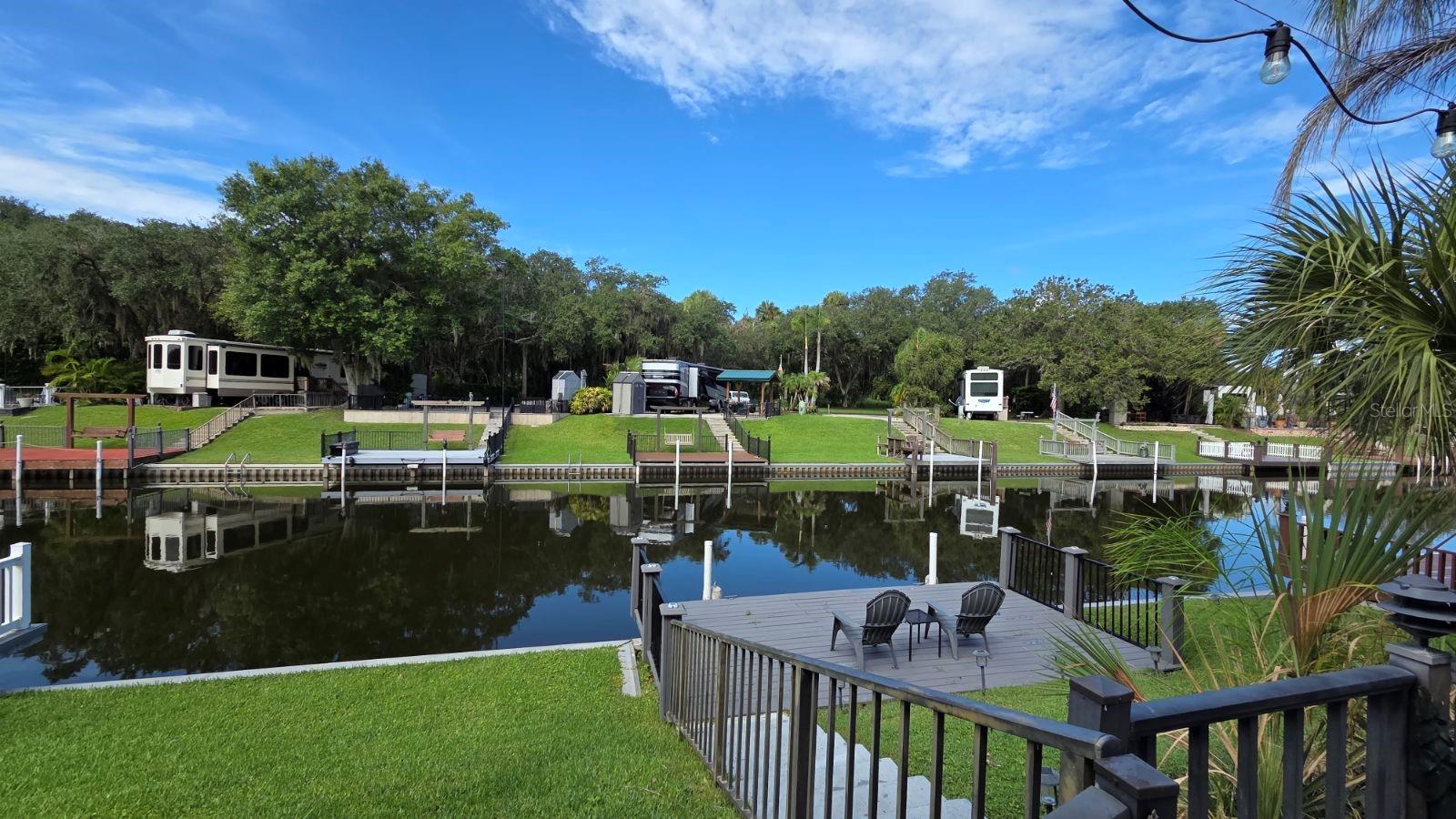 561 Waterway Dr Property Photo 7