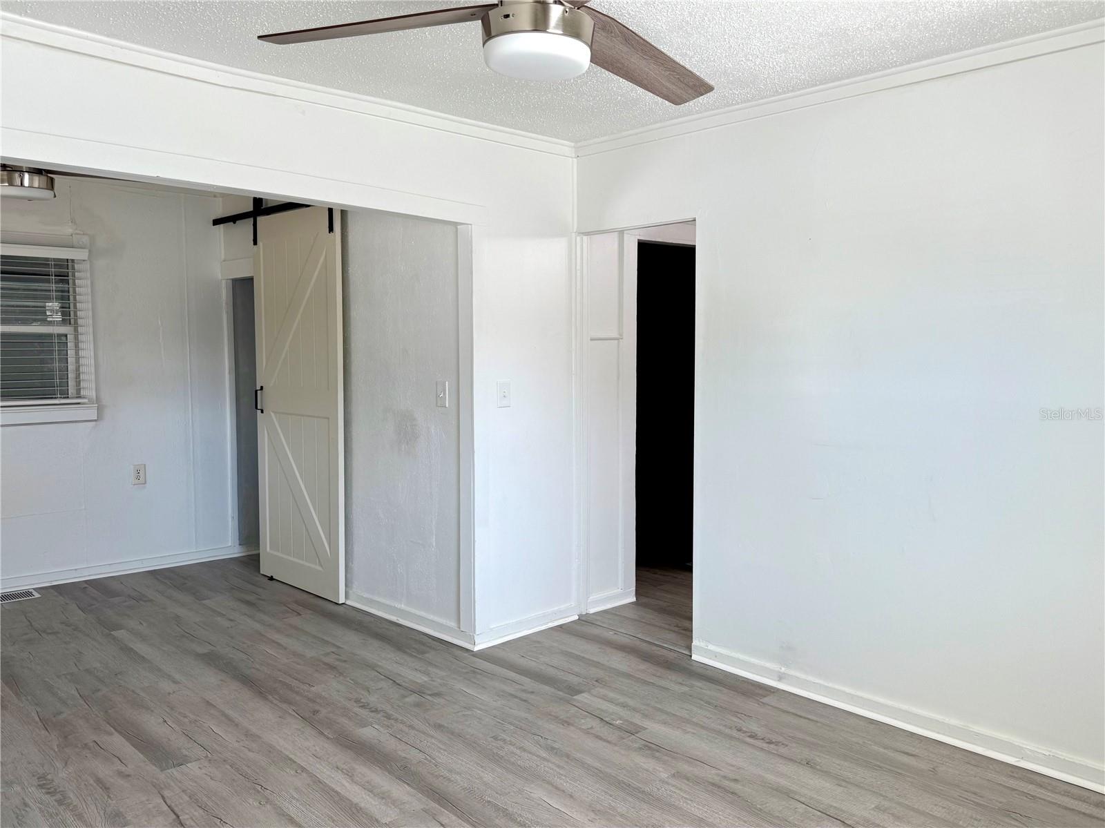 2701 Brookline Ave Property Photo 5