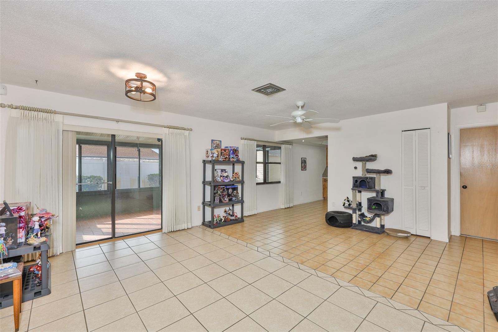 5534 22nd Ave N Property Photo 6