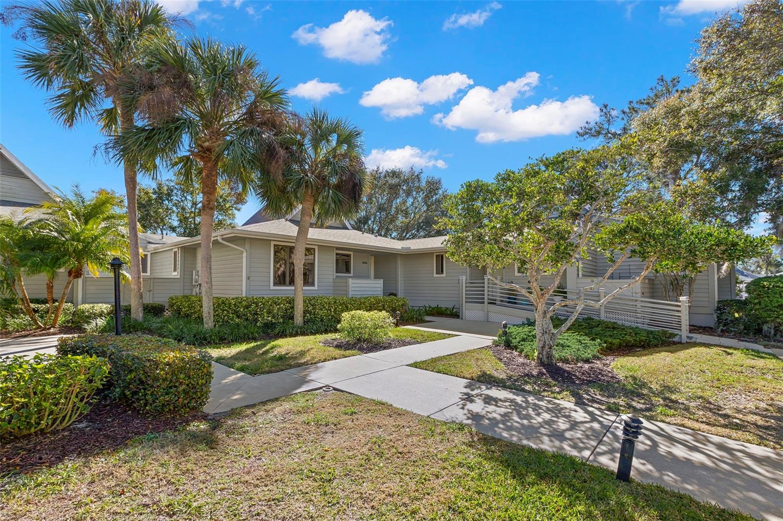 1013 Caravel Ct Property Photo 1
