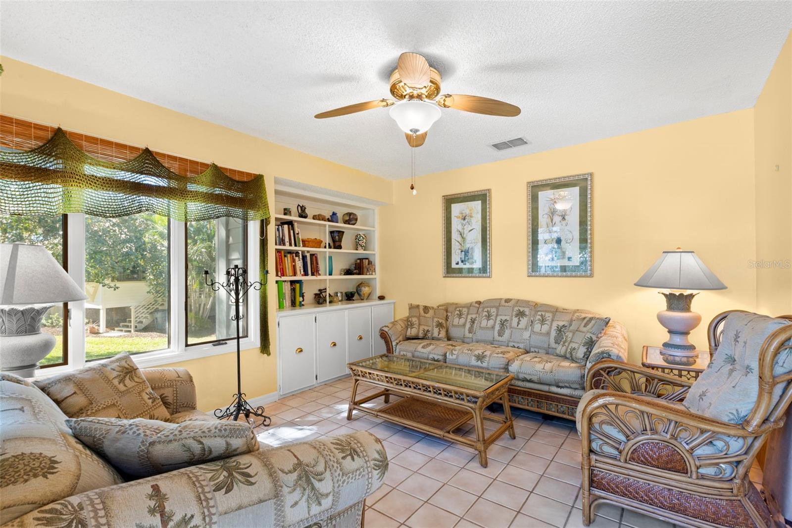 1013 Caravel Ct Property Photo 12