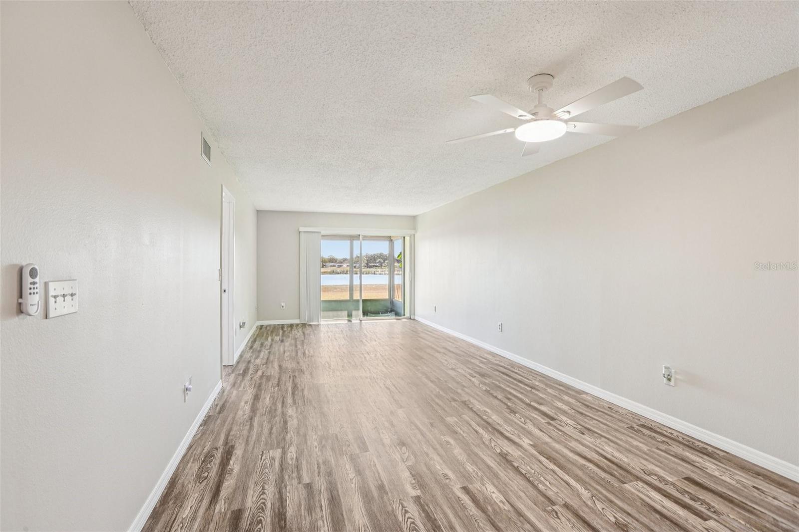 11120 Carriage Hill Dr #1 Property Photo 10