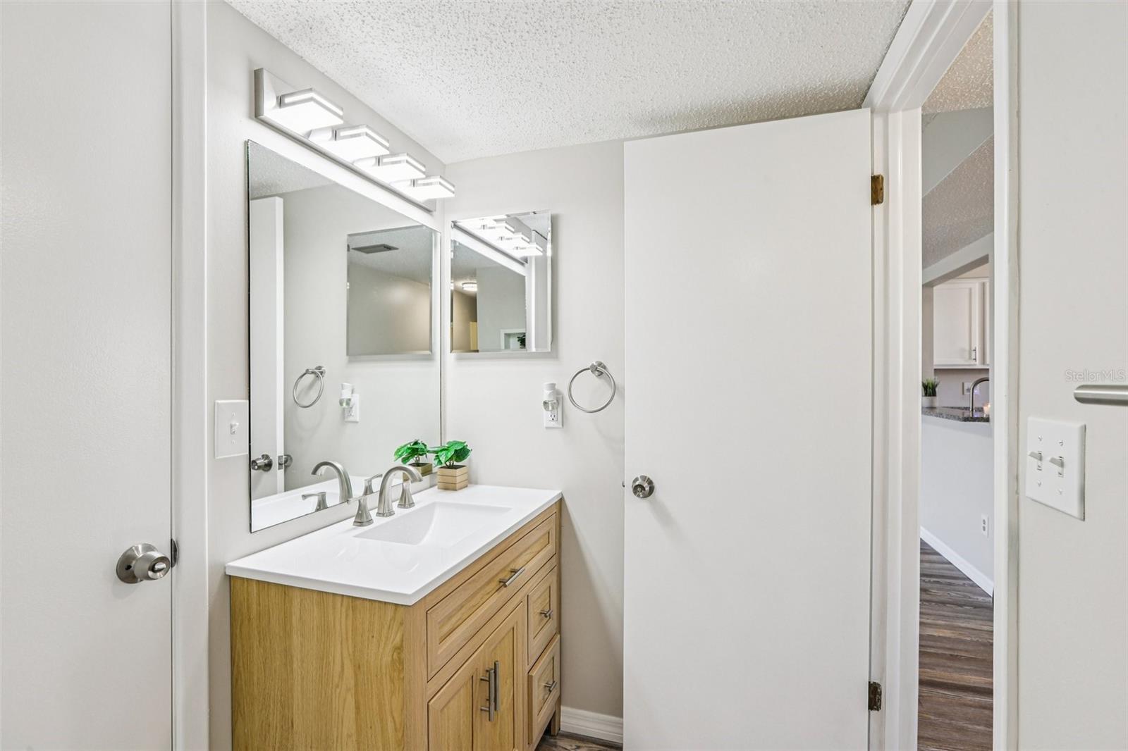 11120 Carriage Hill Dr #1 Property Photo 19