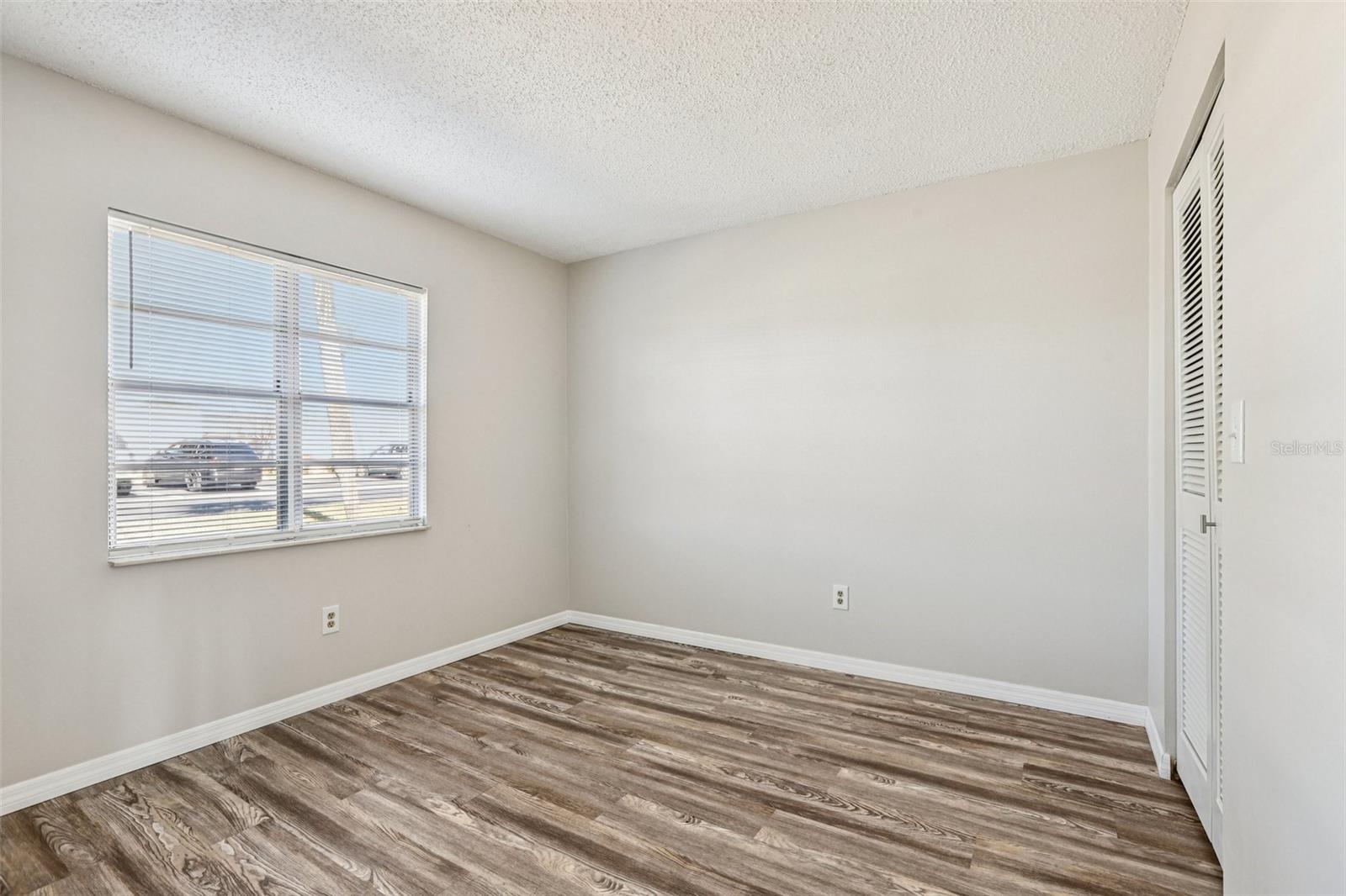 11120 Carriage Hill Dr #1 Property Photo 26
