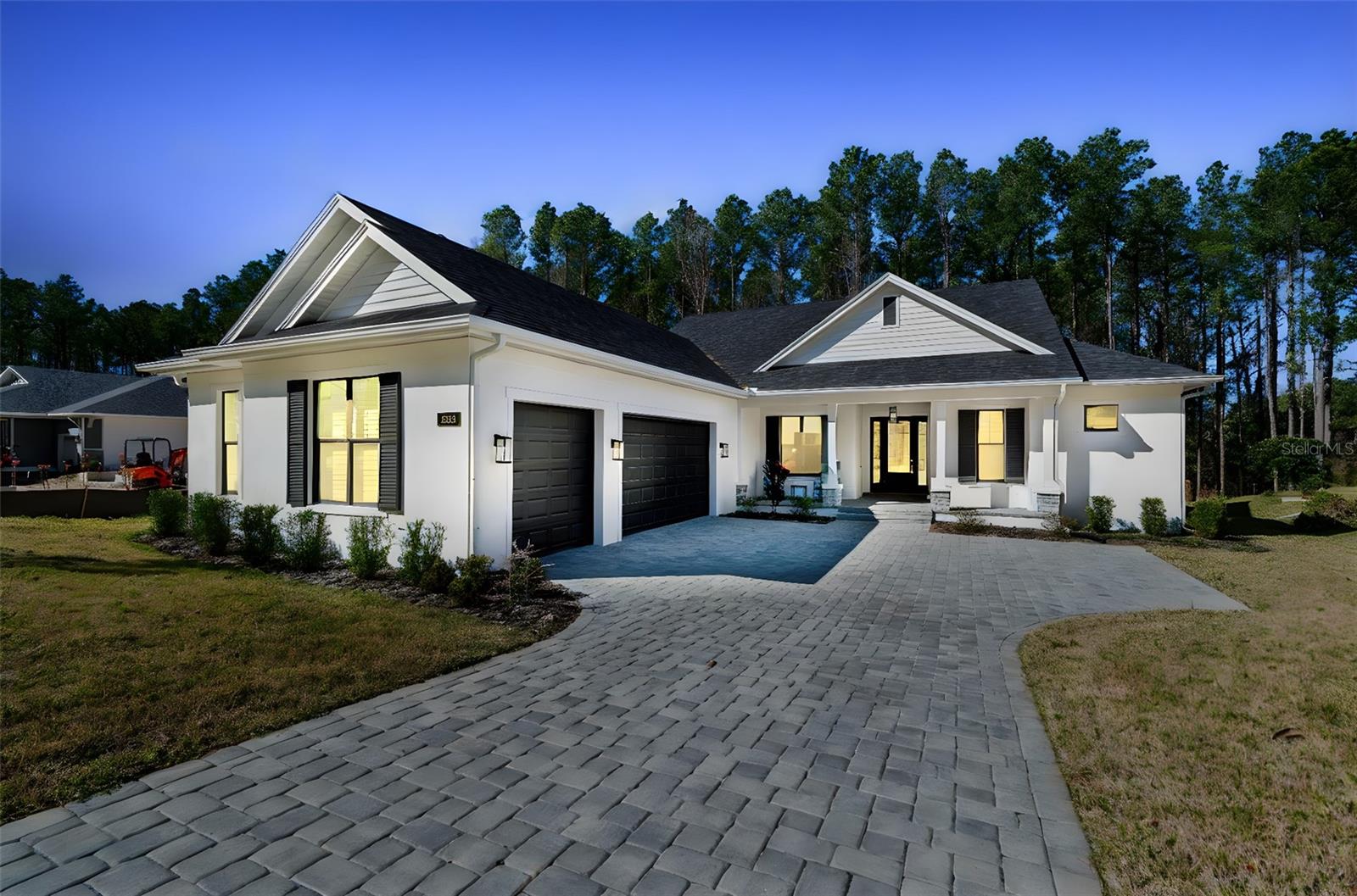 4905 Majestic Hills Loop Property Photo 1