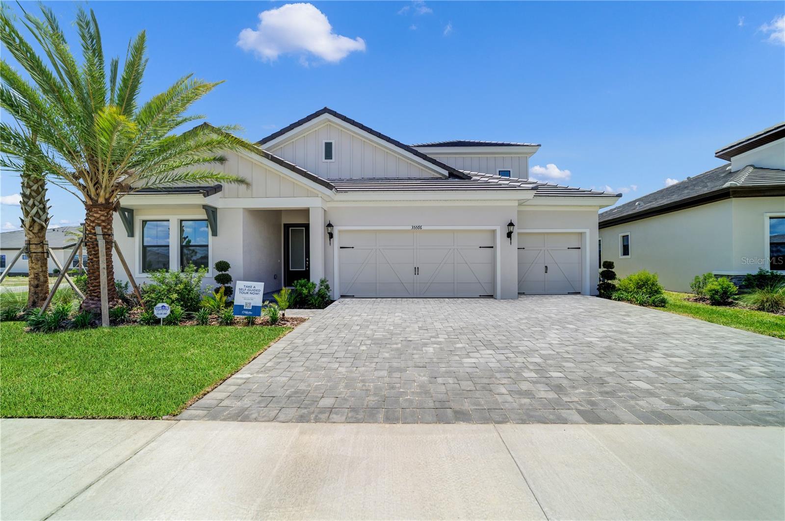35576 Big Hawk Dr Property Photo 1