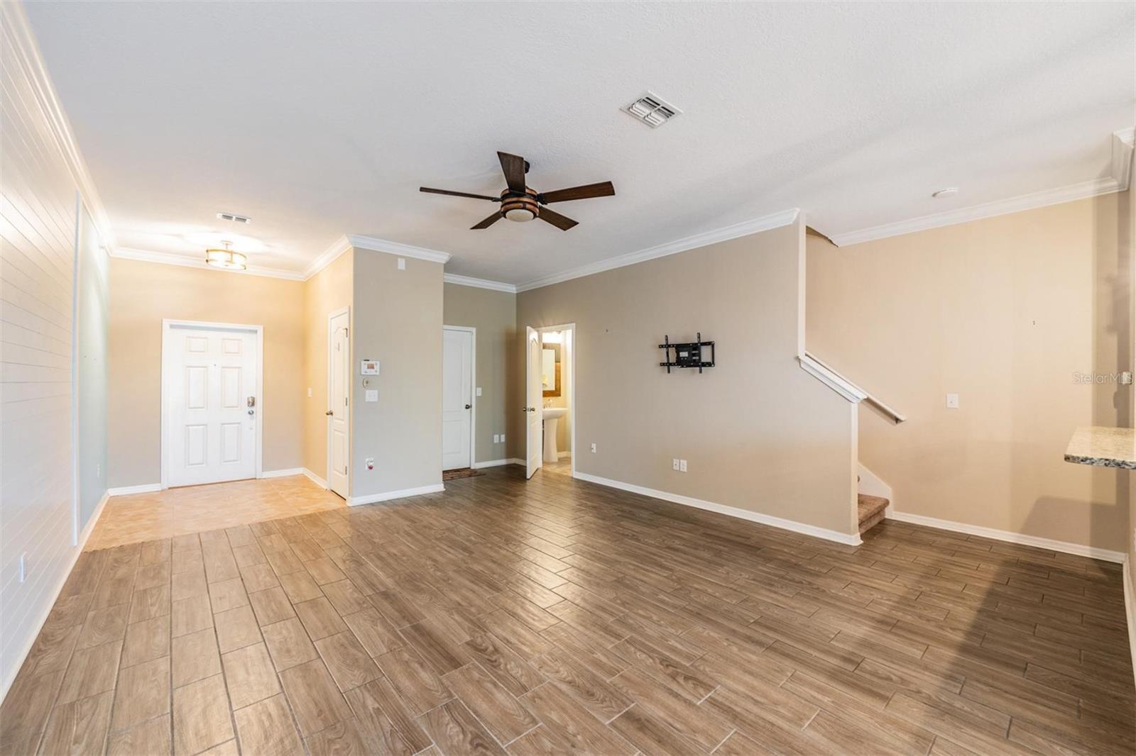 12039 Greengate Dr Property Photo 3