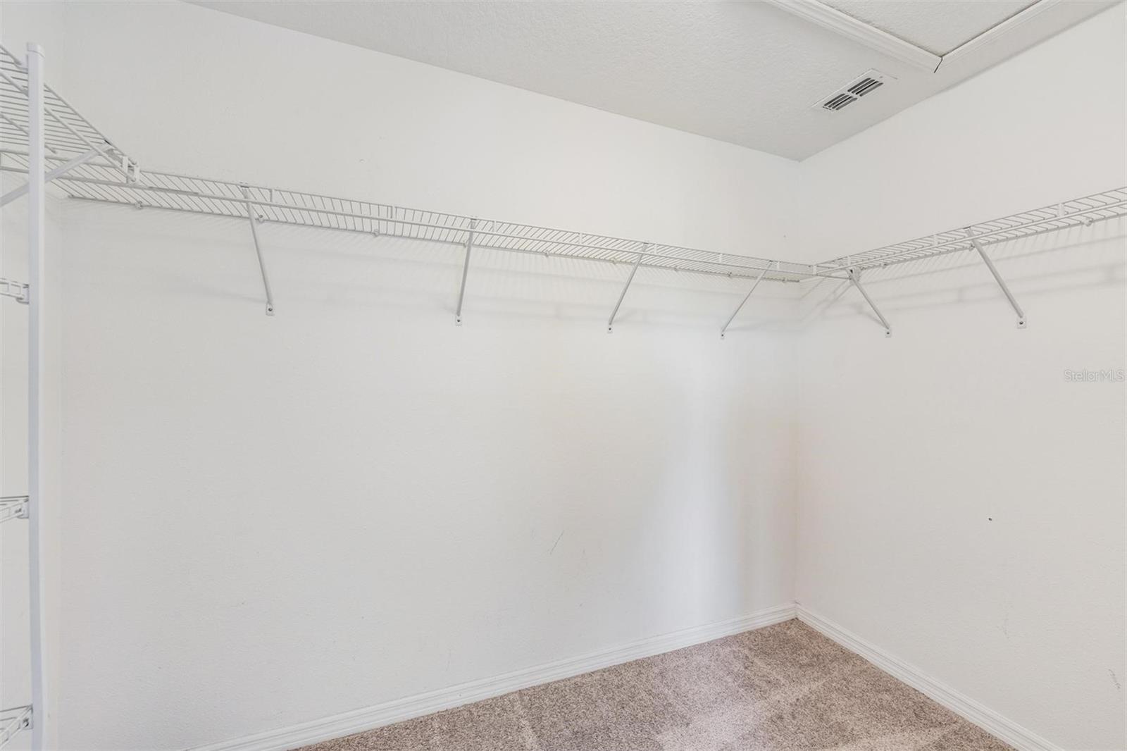 12039 Greengate Dr Property Photo 14