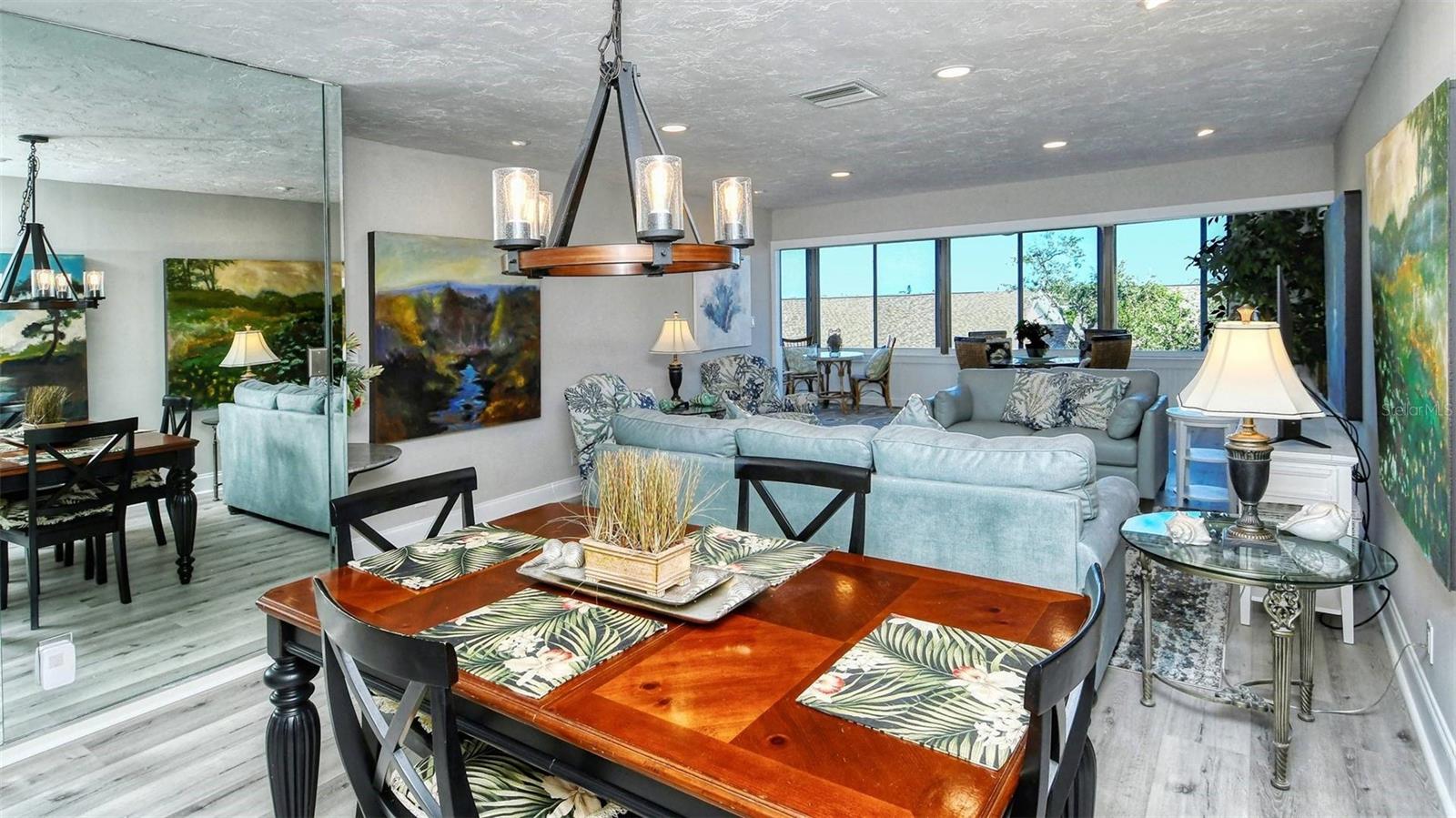 1255 E Peppertree Dr #305 Property Photo 18