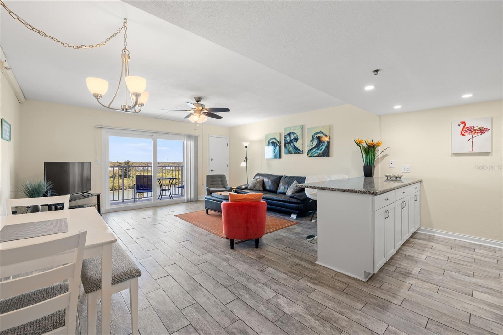18610 Gulf Blvd #709 Property Photo 3