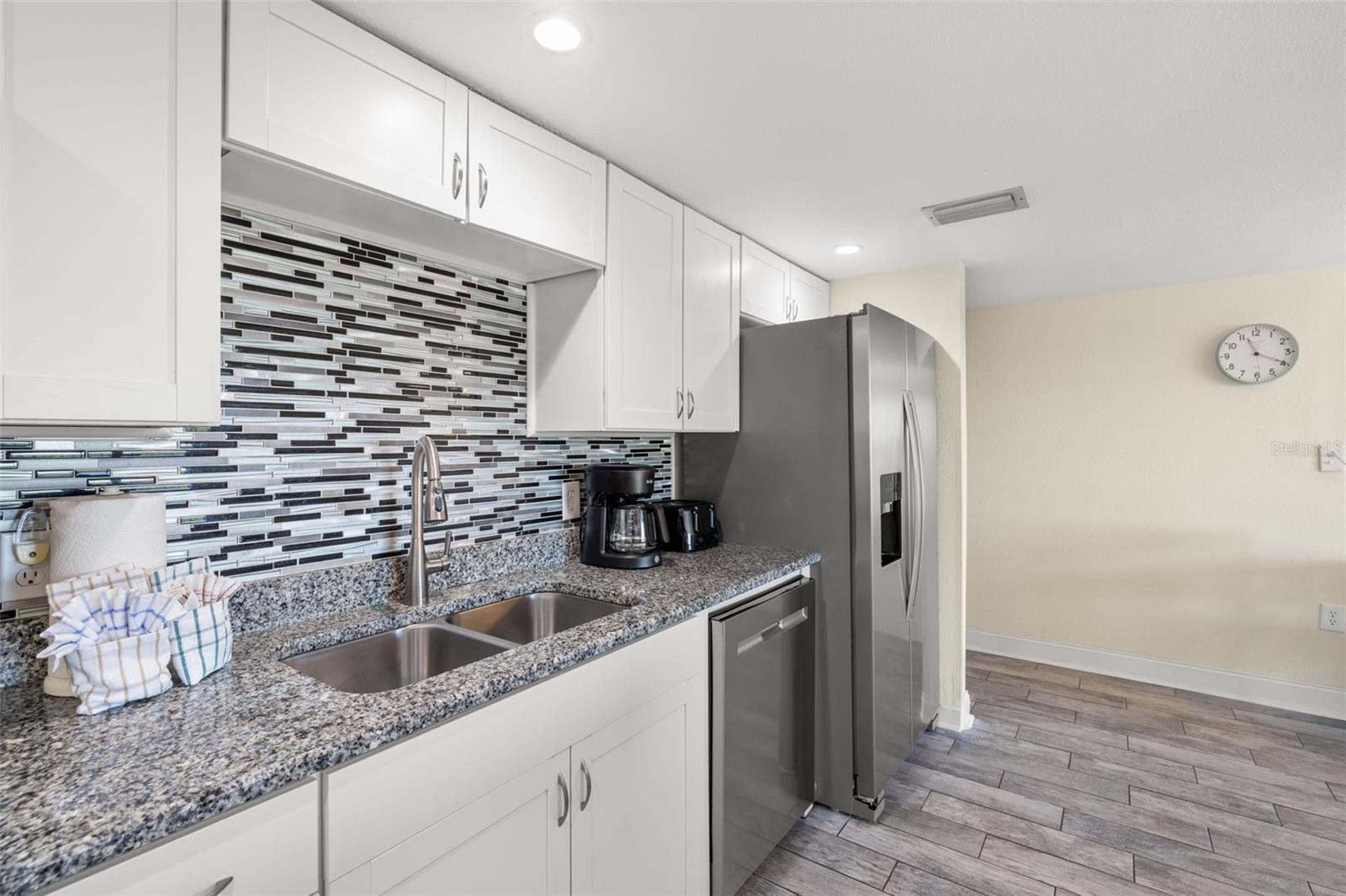 18610 Gulf Blvd #709 Property Photo 13