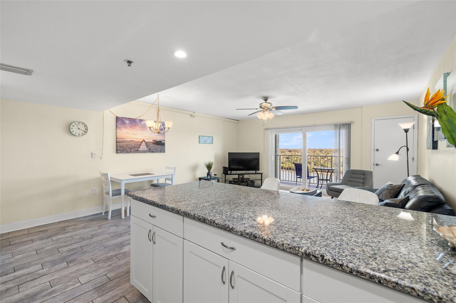 18610 Gulf Blvd #709 Property Photo 14