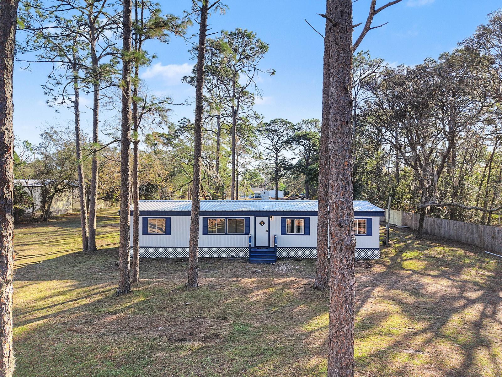 18024 Drayton St Property Photo 1