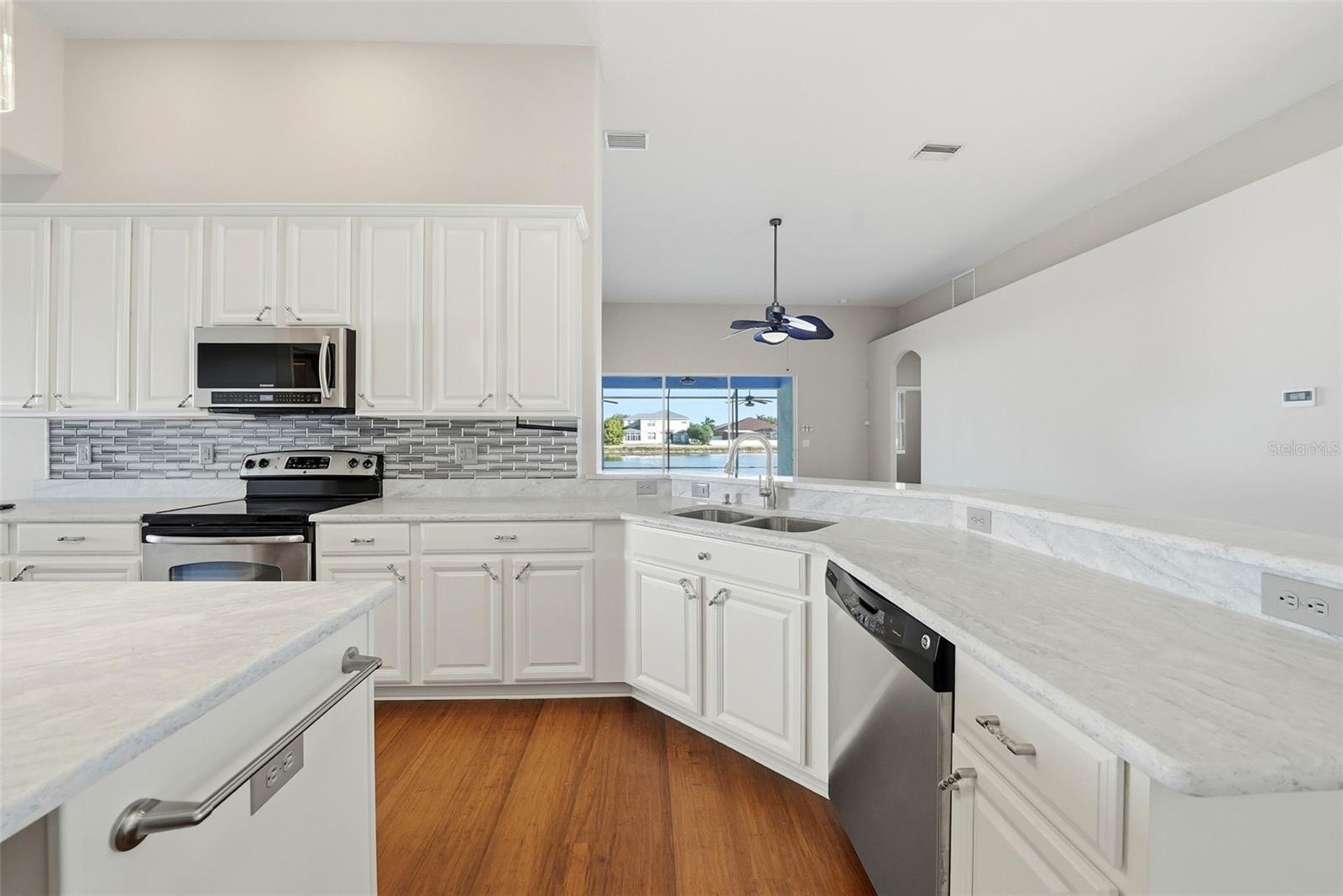 13230 Graham Yarden Dr Property Photo 8
