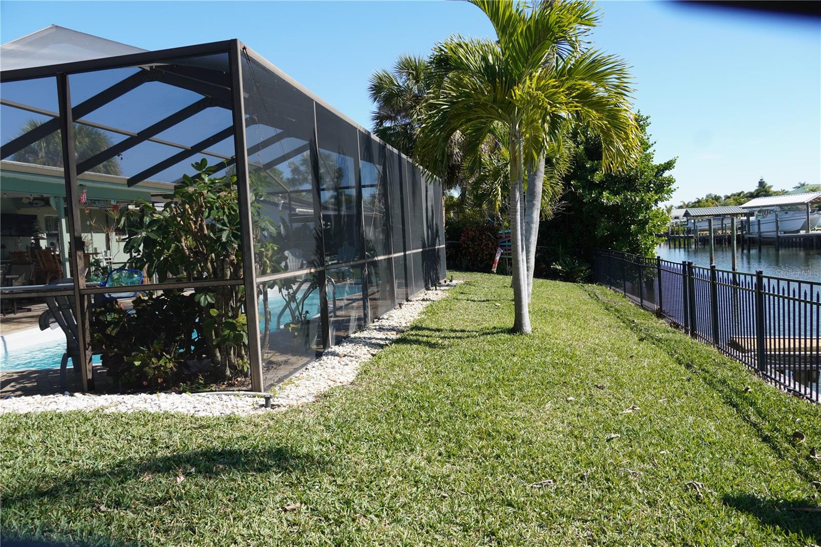908 Sago Palm Way Property Photo 12