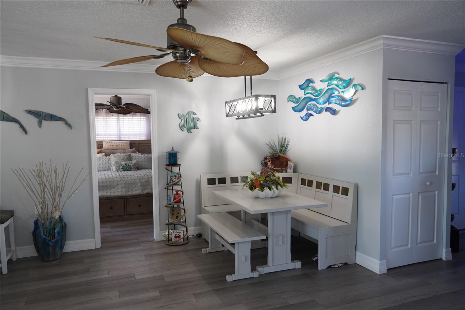 908 Sago Palm Way Property Photo 32