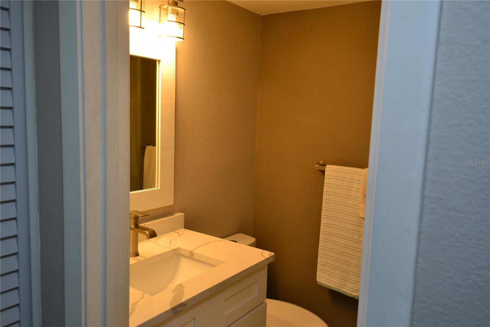 135 W Cypress Ct Property Photo 6
