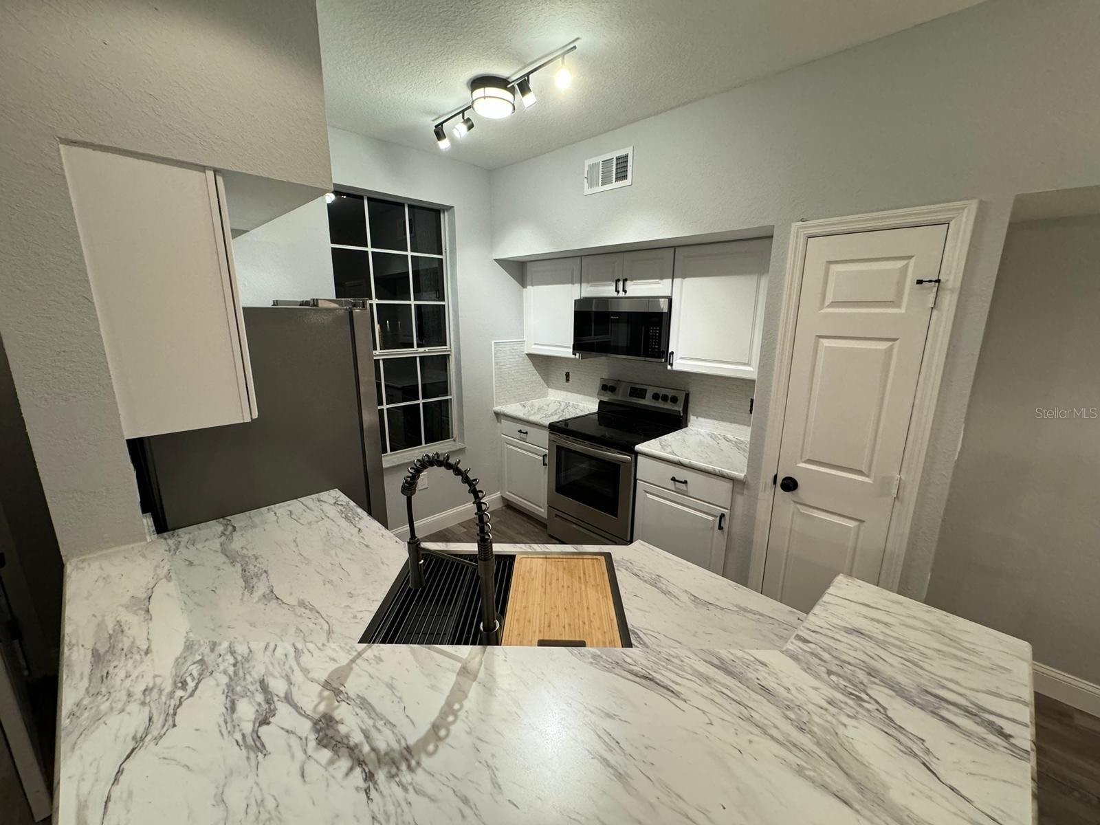 9820 Lake Chase Island Way #9820 Property Photo 12