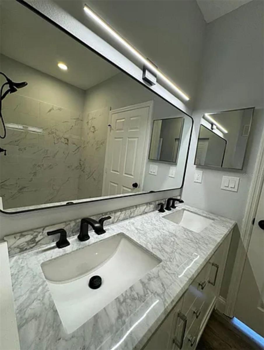 9820 Lake Chase Island Way #9820 Property Photo 15