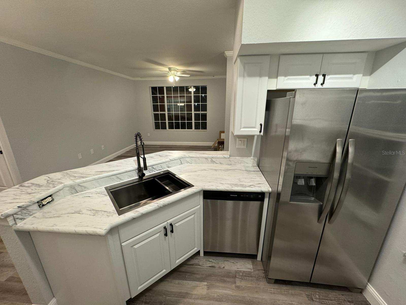 9820 Lake Chase Island Way #9820 Property Photo 17