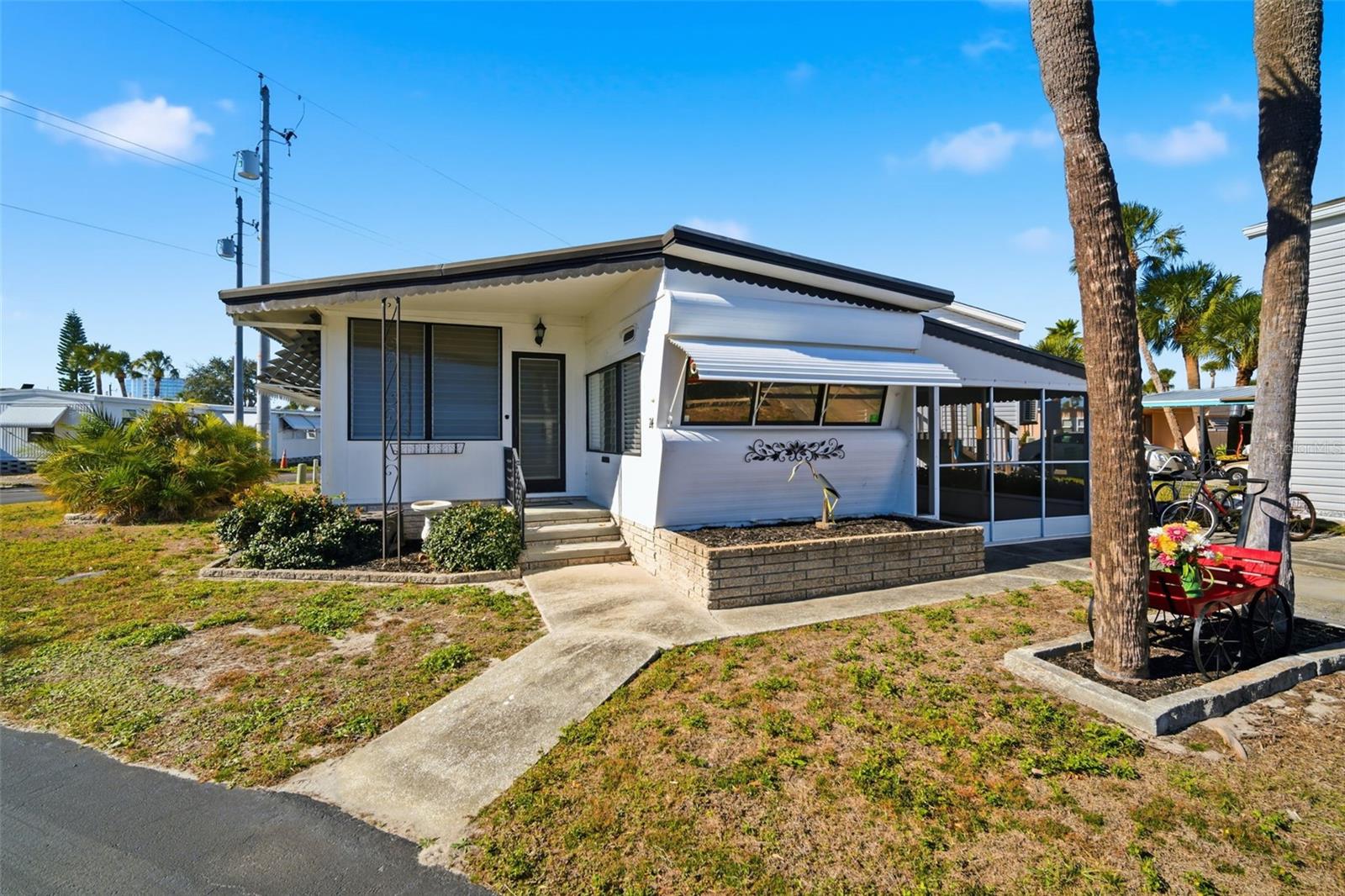 4851 W GANDY BLVD #B4L24 Property Photo 1
