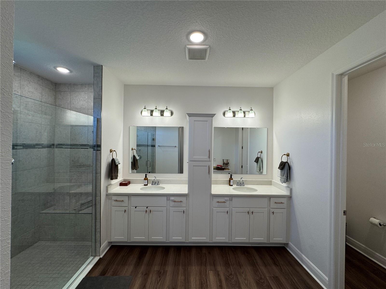 10190 Dolphin Gull Cir Property Photo 25