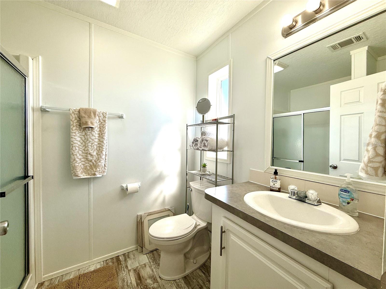 124 E Saint Annes Cir Property Photo 13