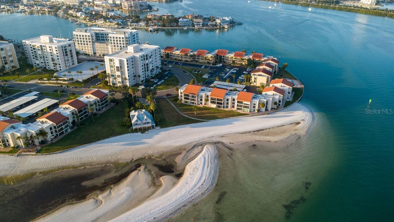 830 S Gulfview Blvd #502 Property Photo 23