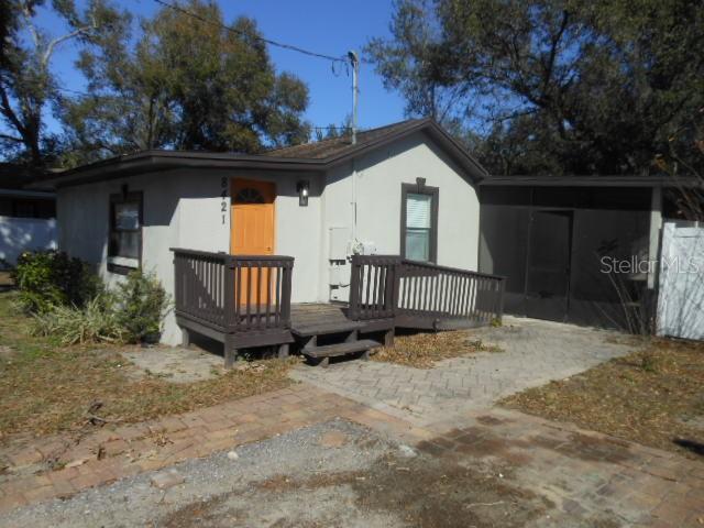 8421 N Orangeview Ave Property Photo 3