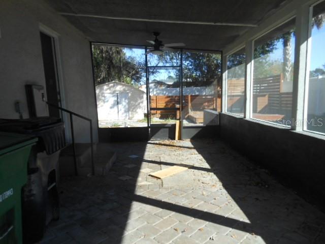 8421 N Orangeview Ave Property Photo 13