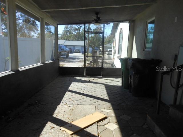 8421 N Orangeview Ave Property Photo 14