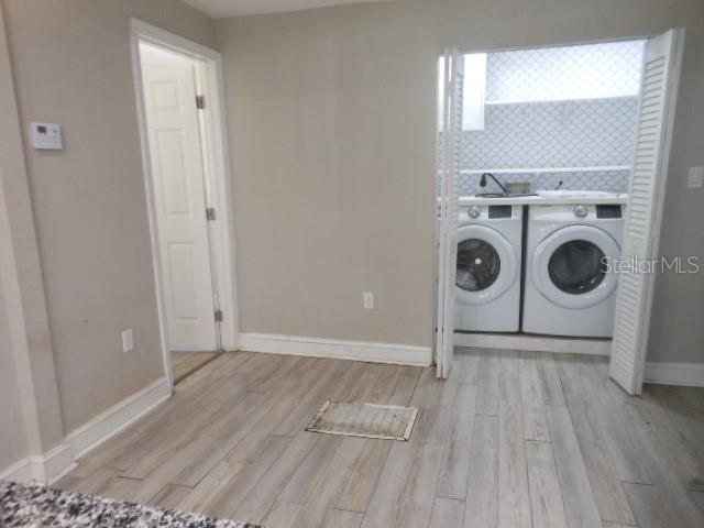 8421 N Orangeview Ave Property Photo 21