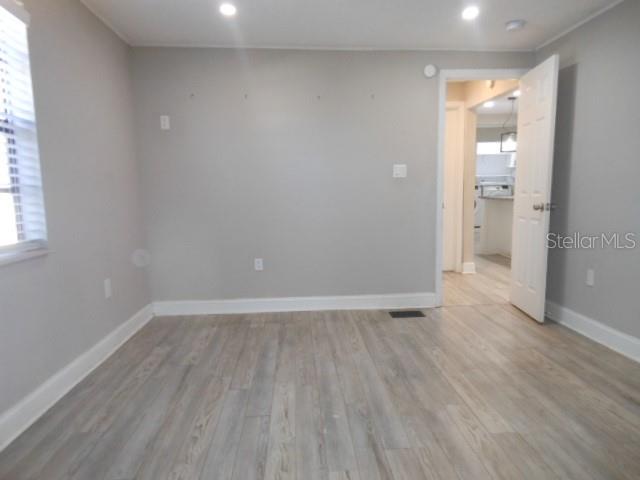 8421 N Orangeview Ave Property Photo 24