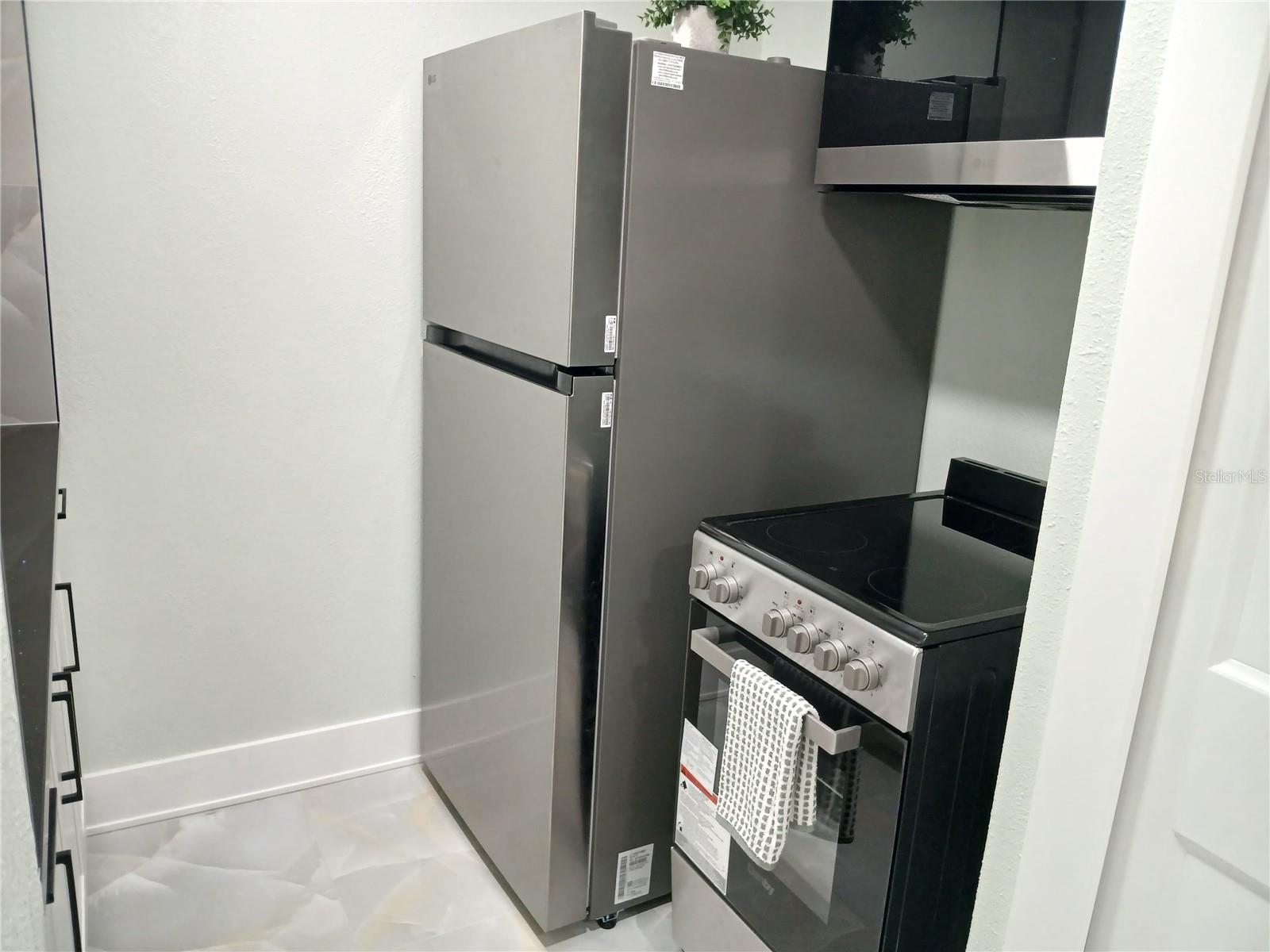 4129 Dolphin Dr #1 Property Photo 8