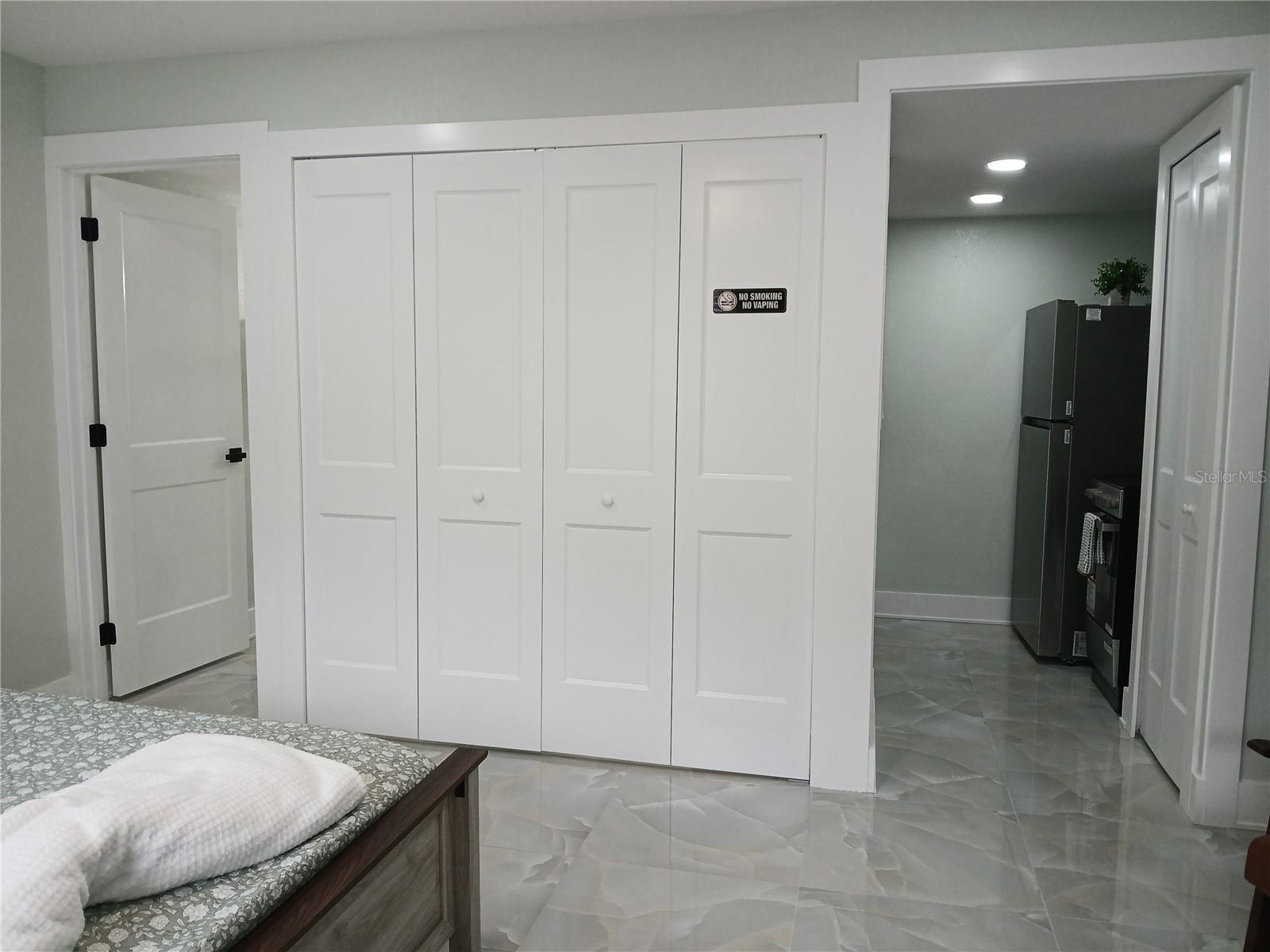 4129 Dolphin Dr #1 Property Photo 10