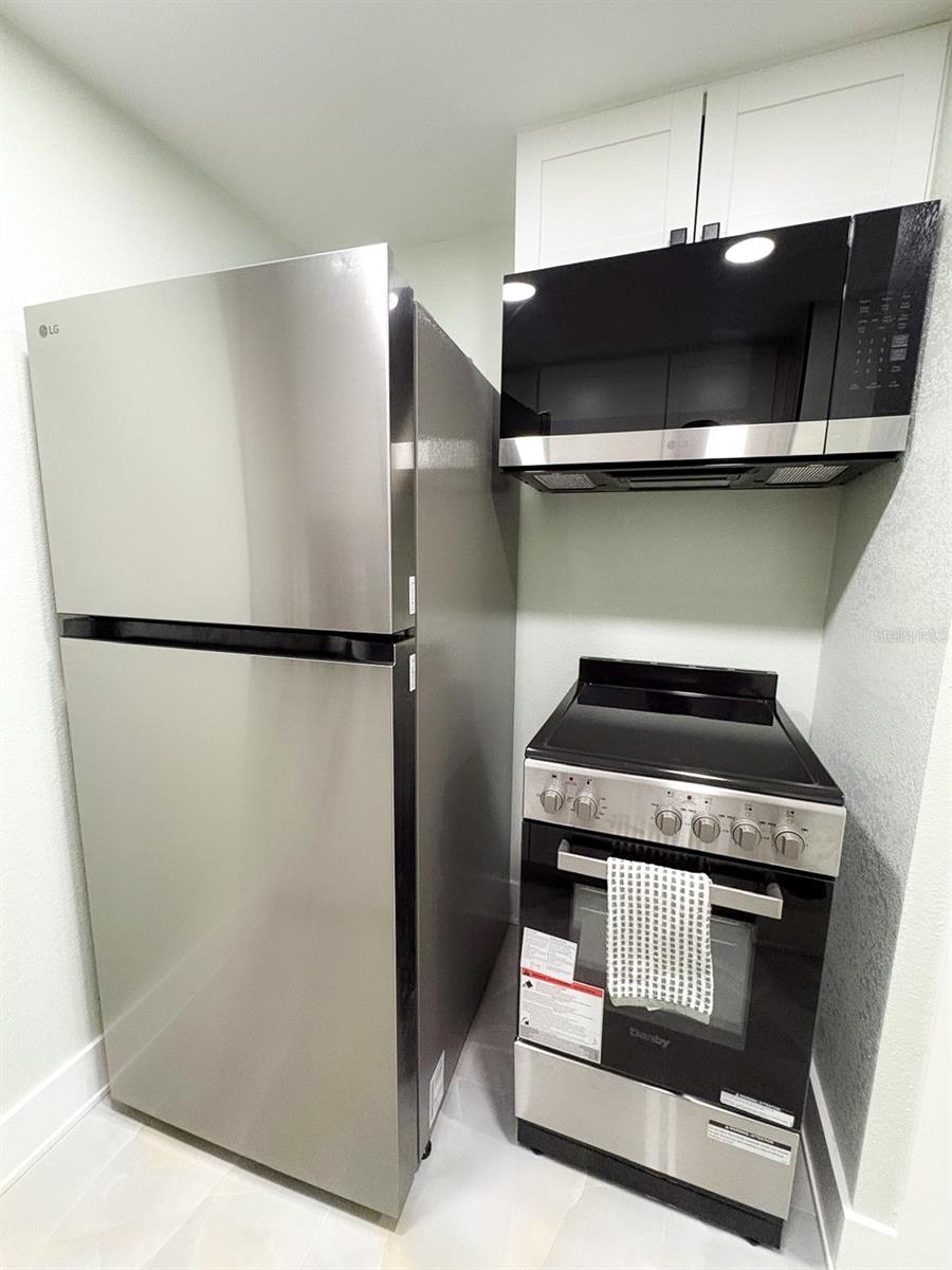 4129 Dolphin Dr #1 Property Photo 12