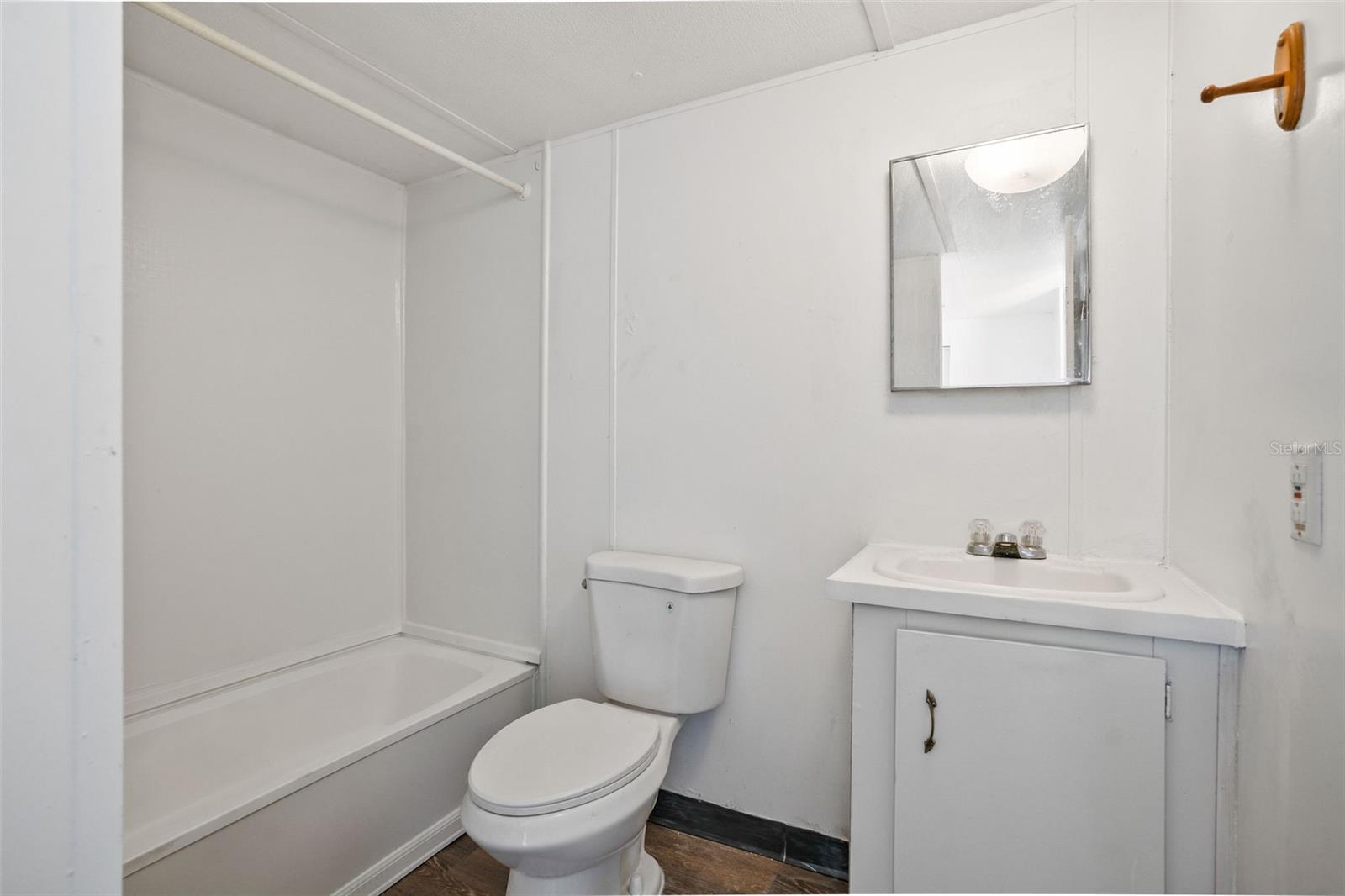 9342 Labelle St Property Photo 13