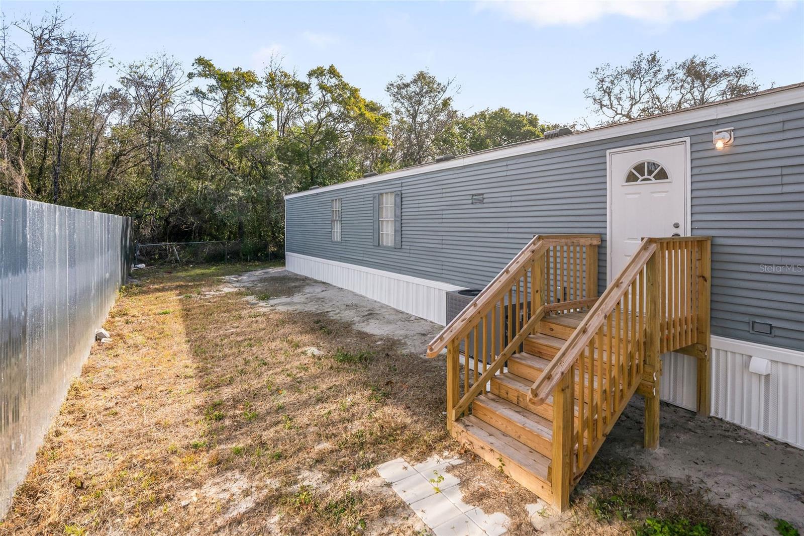 9342 Labelle St Property Photo 16