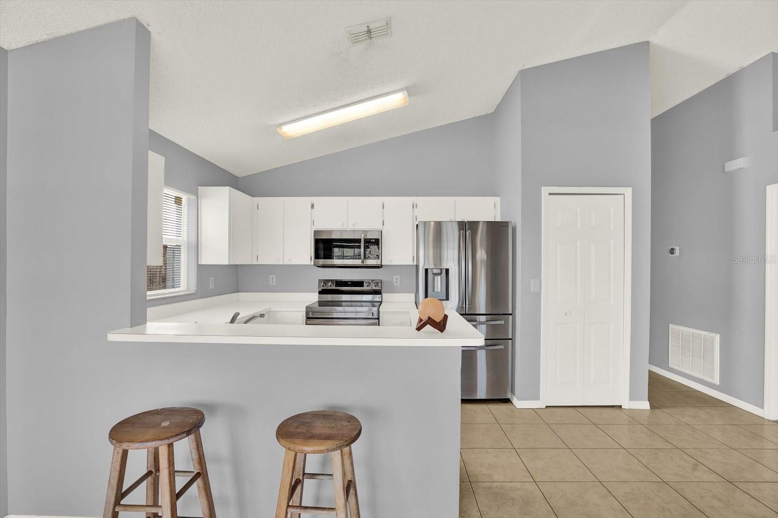 1618 Citrus Orchard Way Property Photo 3