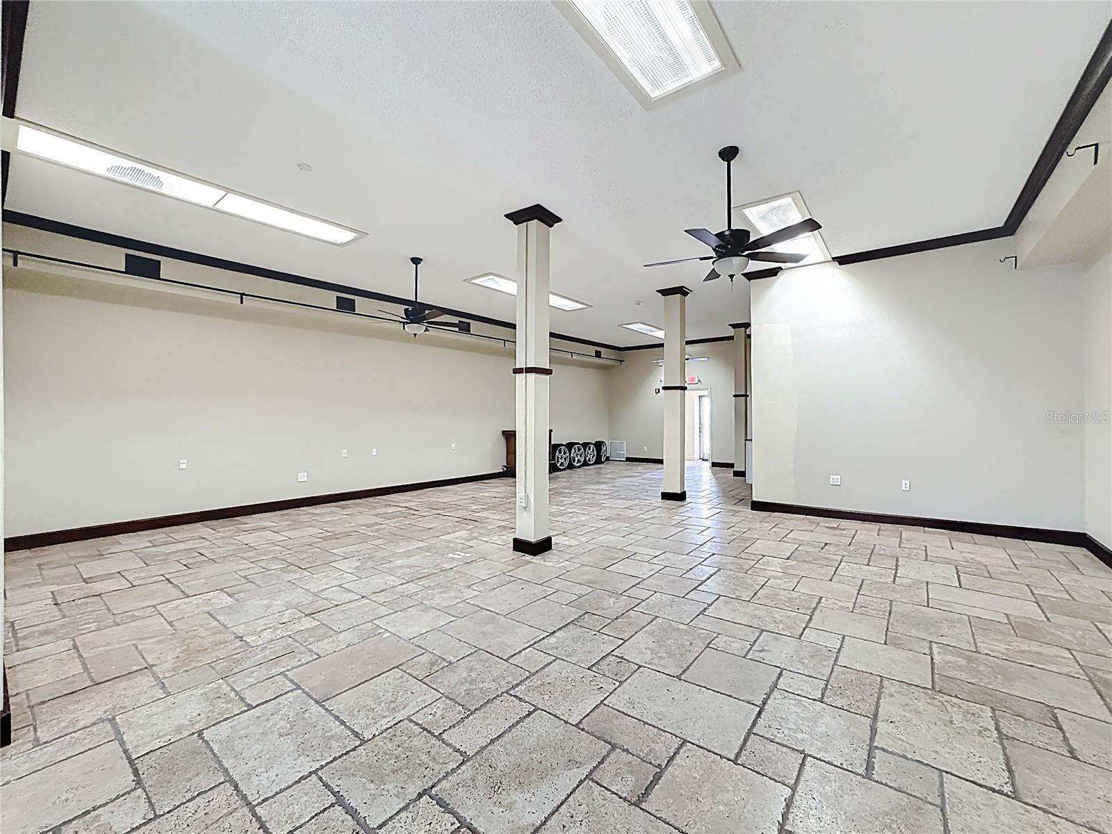 1007 Manatee Ave E Property Photo 15