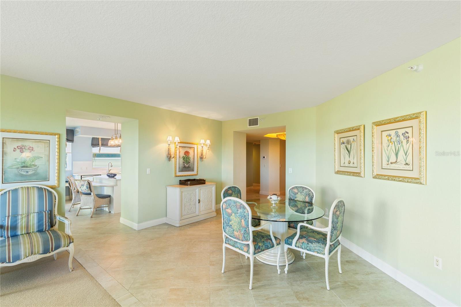 1180 Gulf Blvd #202 Property Photo 17